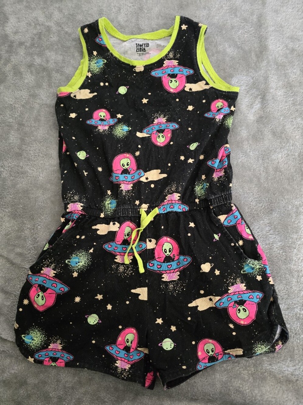 6$ BUNDLE PRICE 🍭Girls Spotted Zebra Alien Romper Size 10